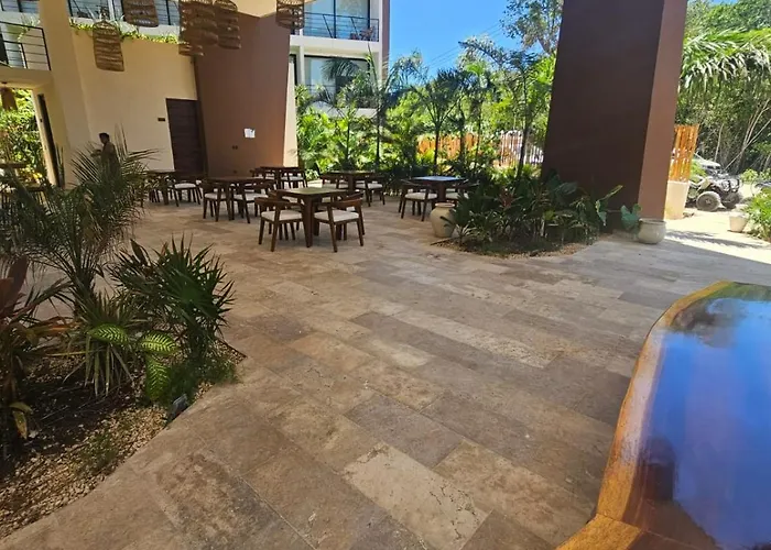 Paraiso En La Selva De